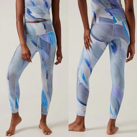 Athleta Elation Printed 7/8 Tights In Vibrance Snowfall Blue Size L Yoga Gym Run - Picture 1 of 16